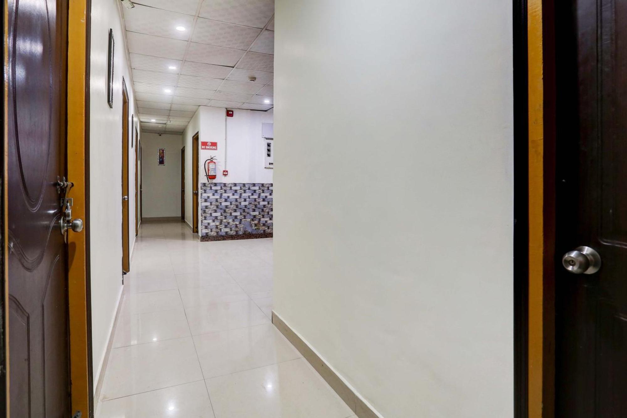 Collection O Hotel Moon Light Lucknow Eksteriør bilde